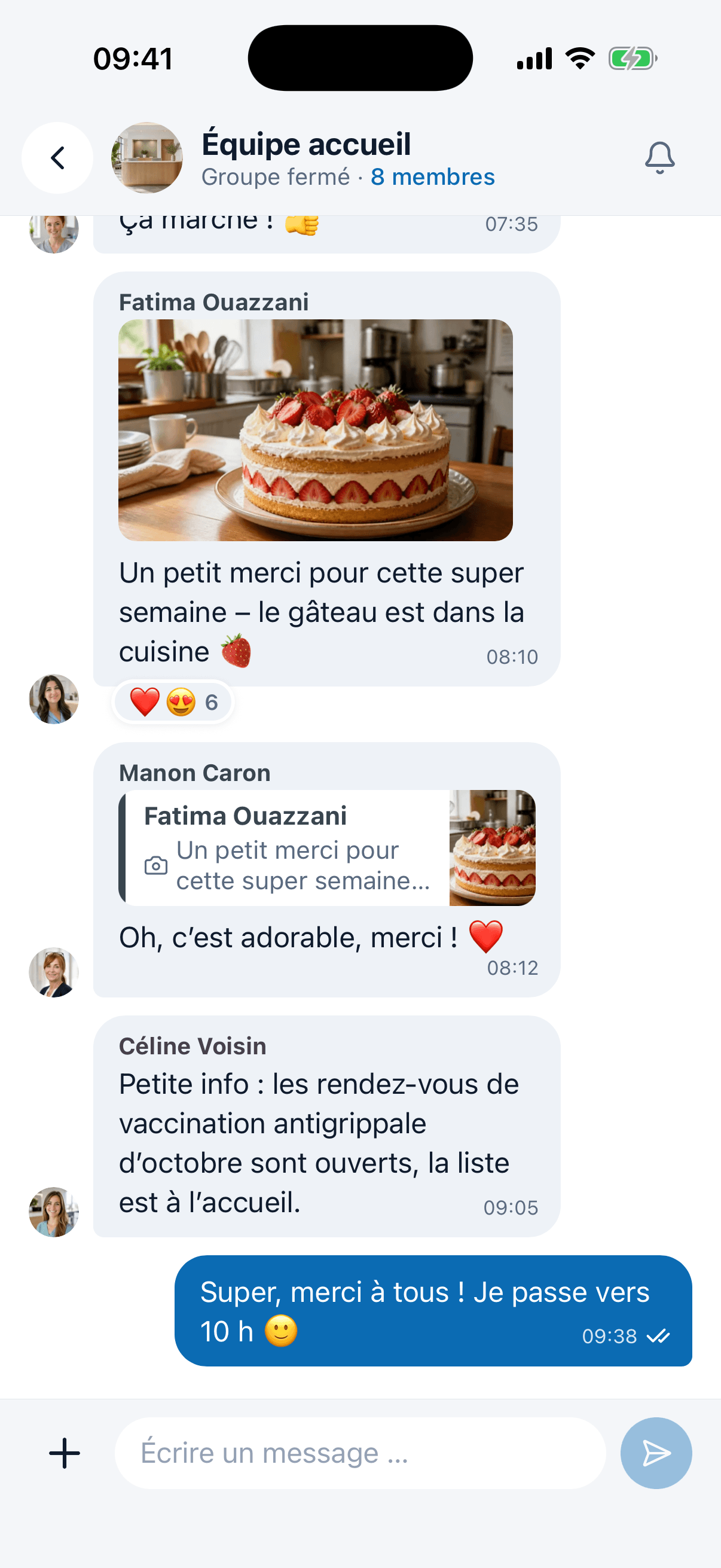 Conversation de groupe avec mention, citation et réactions dans l'application medishift
