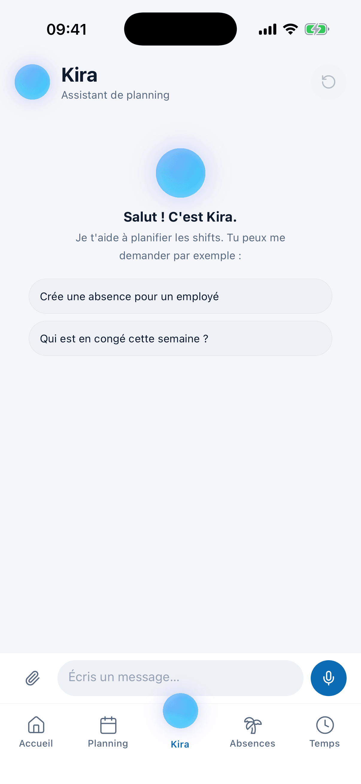 Kira, l'assistante de planning, dans son propre onglet de l'application medishift